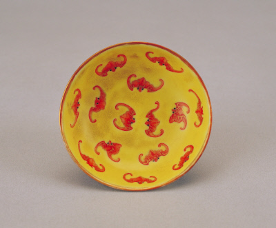 图片[2]-Yellow ground pink red bat pattern plate-China Archive